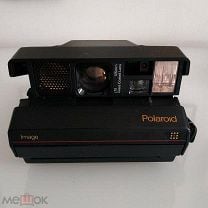 Polaroid OneStep 2 VS Fujifilm Instax Mini 9