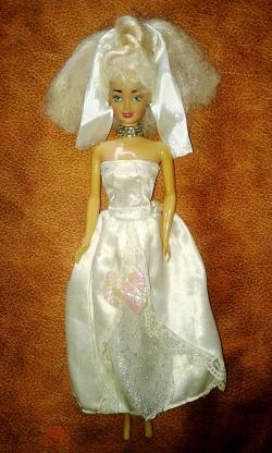 Поделка: Как сшить свадебное платье для куклы Барби? Подробный фото мастер-класс