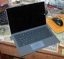 Ноутбук Планшет компьютер Microsoft Surface 1631 Pro 3 Silver i7 ОЗУ 8Gb SSD 512Gb. С рубля!. Мешок